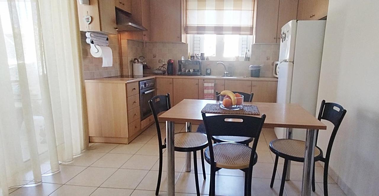 מיתיקאס Holiday & Business Furnished Apartments מראה חיצוני תמונה