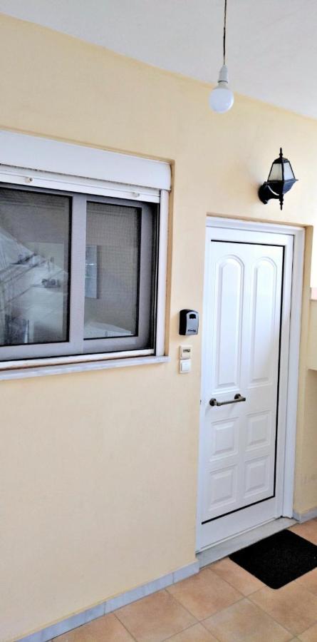 מיתיקאס Holiday & Business Furnished Apartments מראה חיצוני תמונה